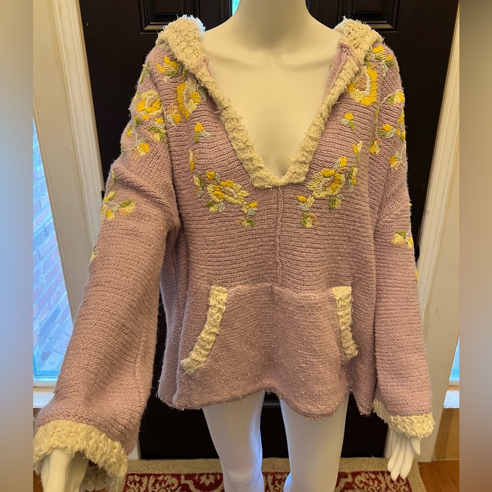 Free People Buttercup Knit Pullover!!